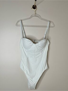 Lulus White Underwire Corset One Piece Swimsuit Size L